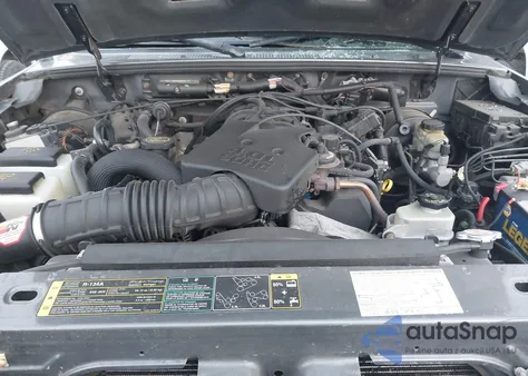 2004 Ford Ranger z USA, uszkodzony, nr VIN 1FTZR45EX4TA06644